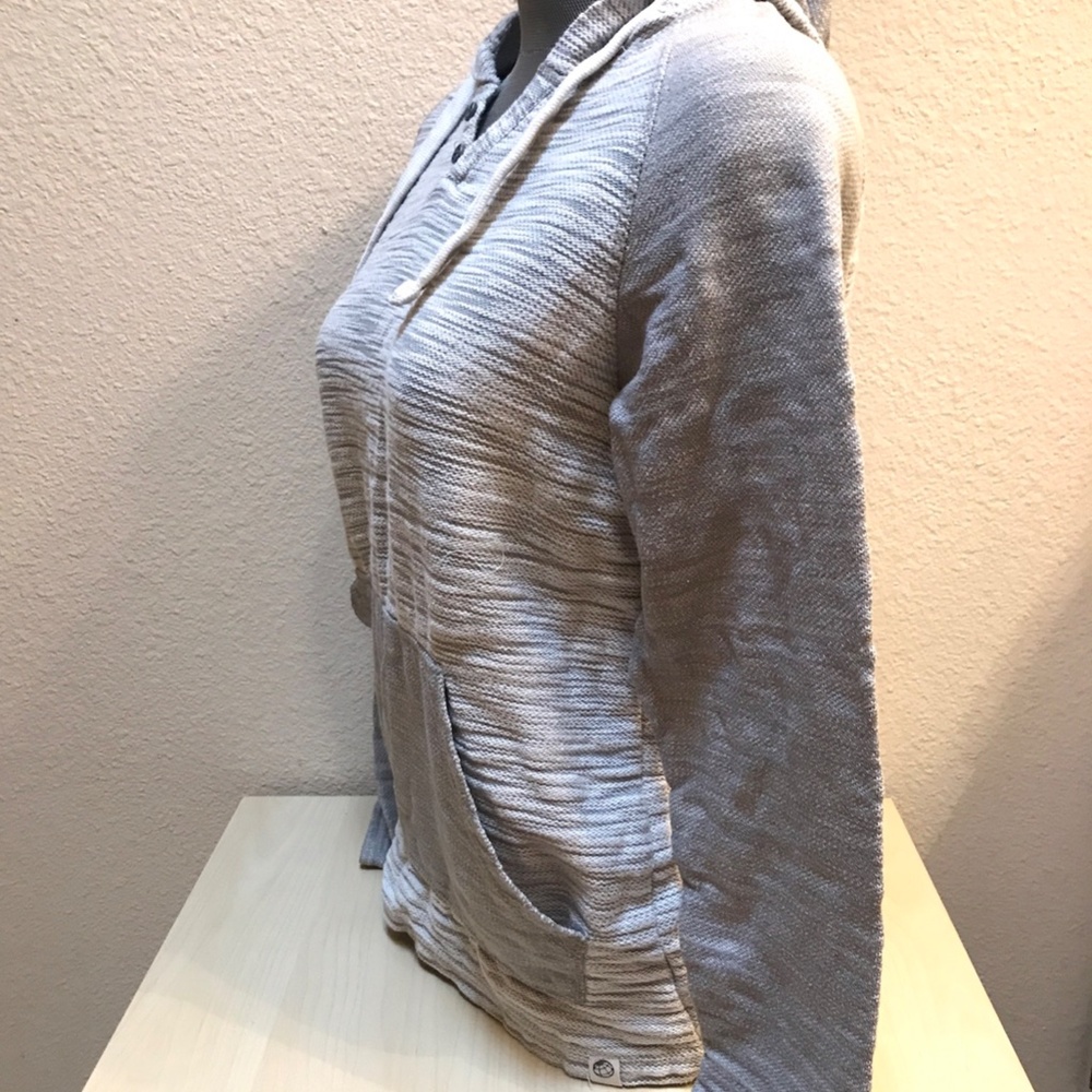 Free Planet Hoodie. Heather Grays.  Raglan Sleeve. Adult Small. NWOT. - Picture 3 of 12